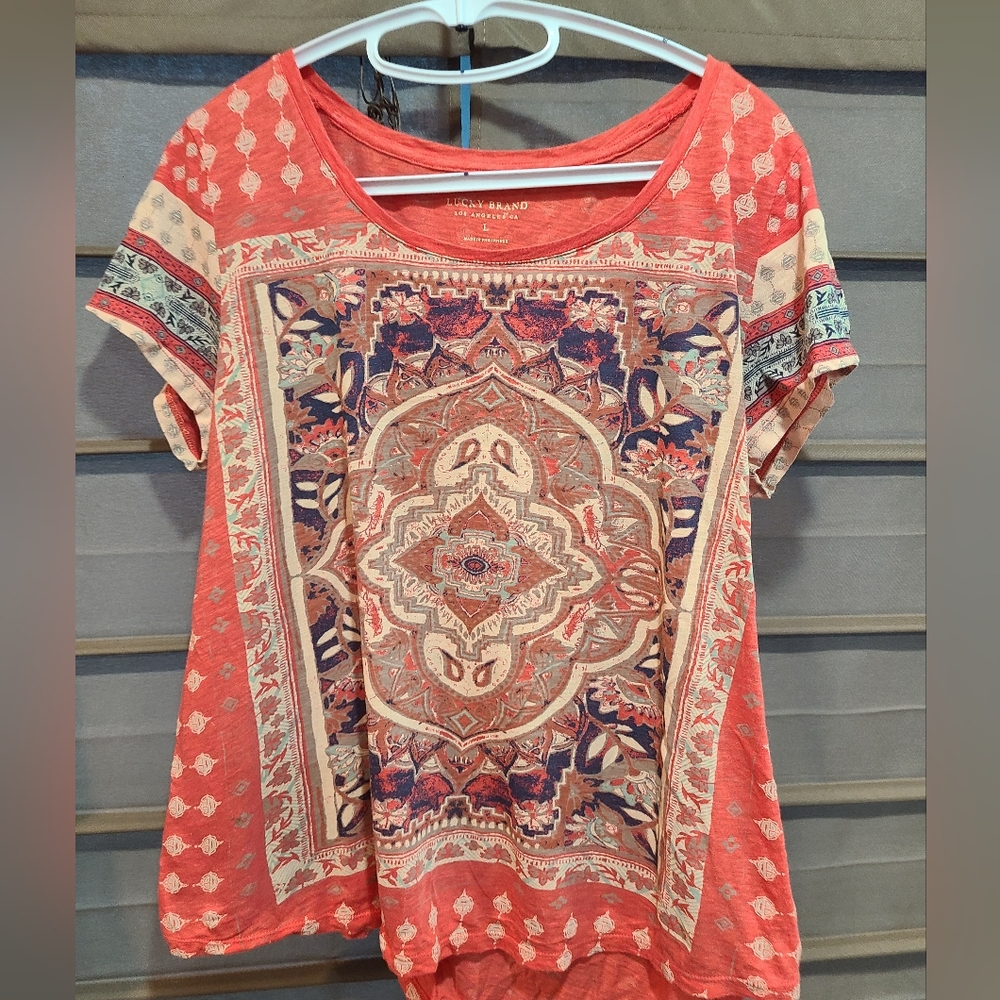 Women's t shirt